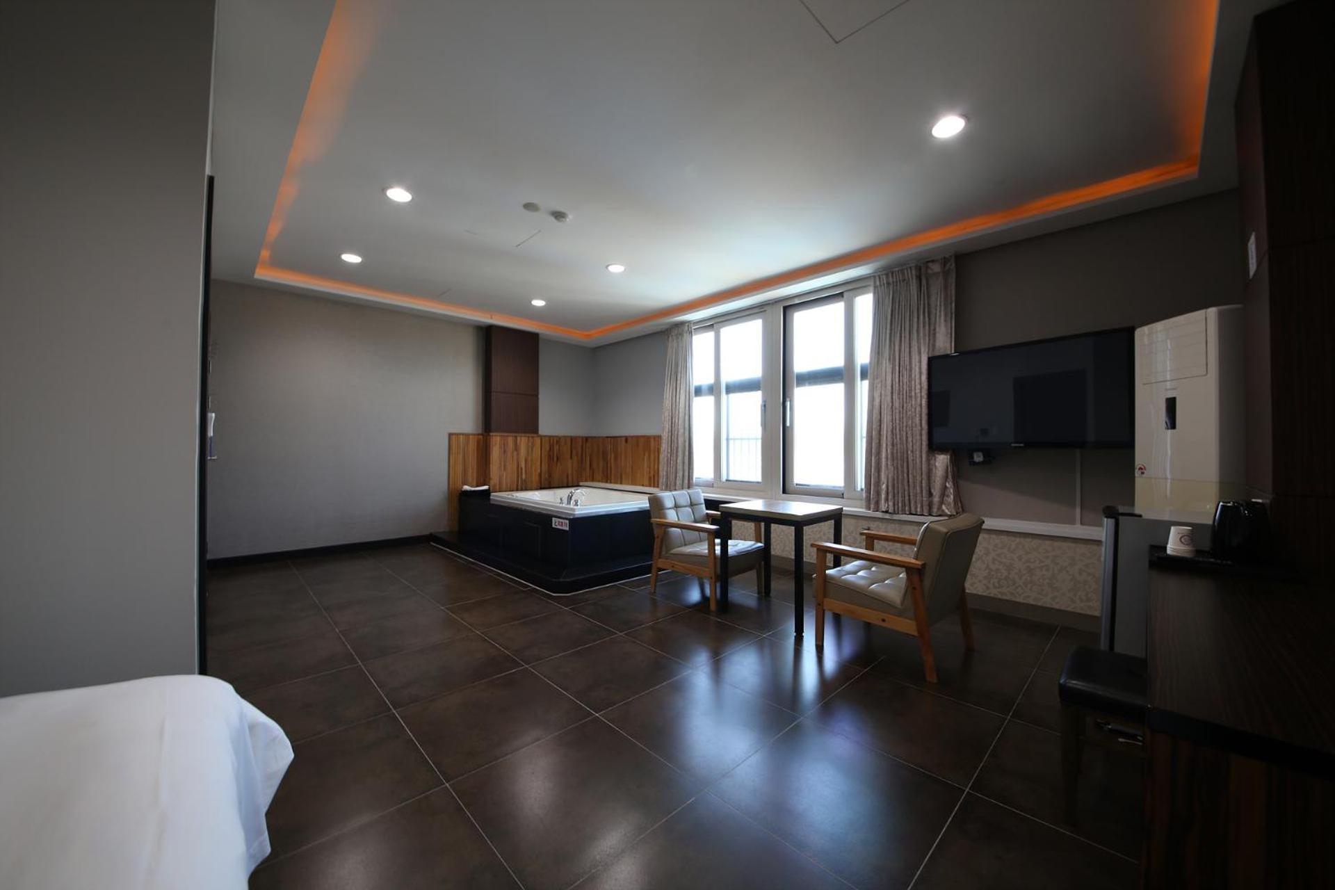 Hotel Memory Jumunjin- Welcome Drink Provided Gangneung Ngoại thất bức ảnh