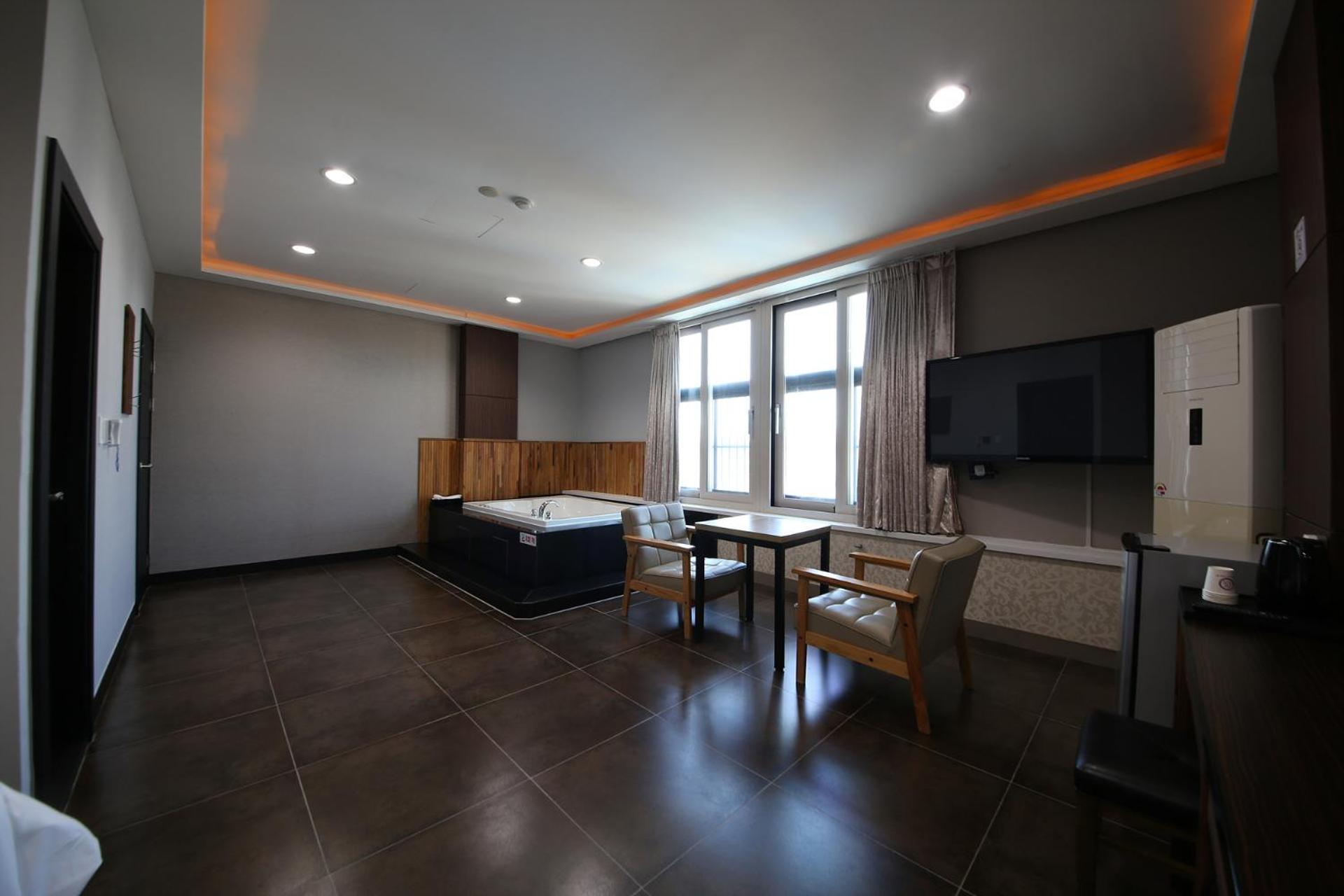 Hotel Memory Jumunjin- Welcome Drink Provided Gangneung Ngoại thất bức ảnh